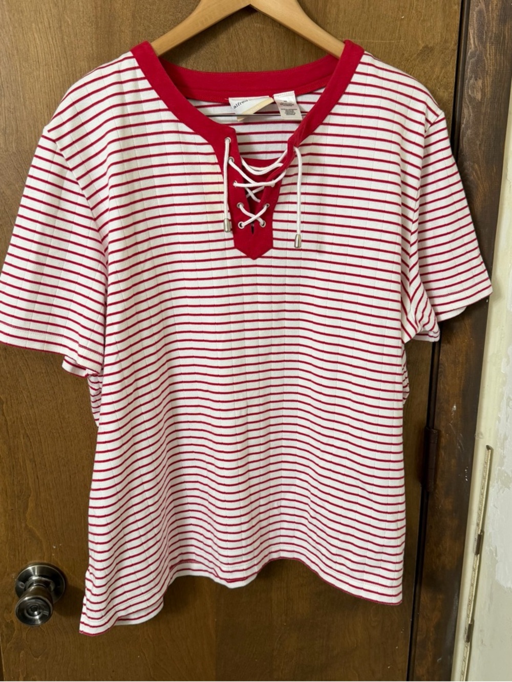 Alfred Dunner 2X Red and White Striped Lace-Up Short Sleeve Top